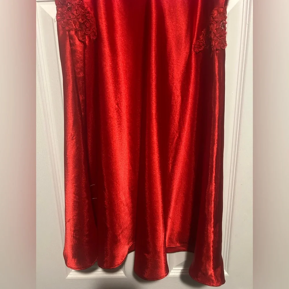 Vintage Victoria's Secret Gold Label Semi Sheer Lace Red Slip Dress Size Medium